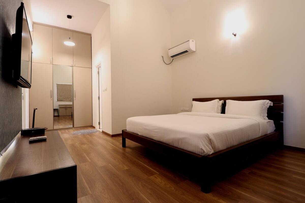Welcome To Serenity-Luxury Villa At Prestige Augusta Golf Village Bangalore Buitenkant foto