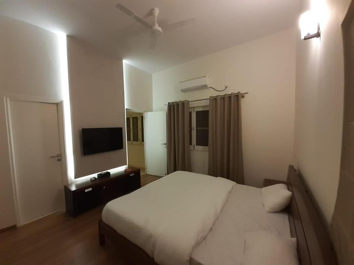 Welcome To Serenity-Luxury Villa At Prestige Augusta Golf Village Bangalore Buitenkant foto